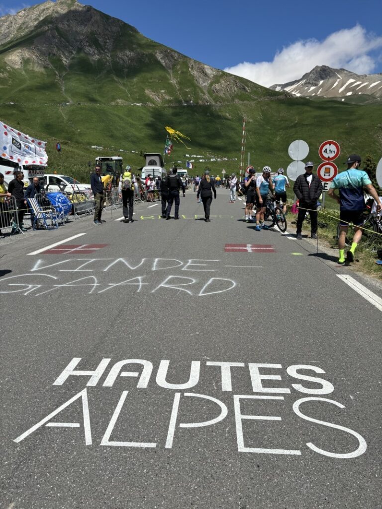 Les Hautes-Alpes, territoire enivrant façonné pour le vélo 12