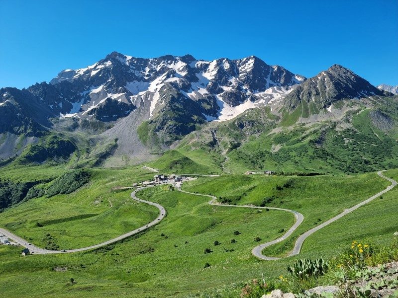 Les Hautes-Alpes, territoire enivrant façonné pour le vélo 8