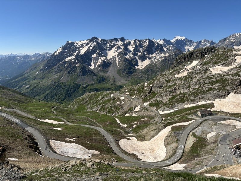 Les Hautes-Alpes, territoire enivrant façonné pour le vélo 28